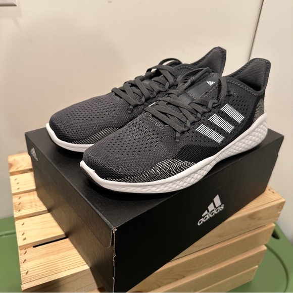 NEW Adidas Fluidflow 2.0 Men's Dark Gray Athletic Shoes 10.5 - Picture 6 of 14
